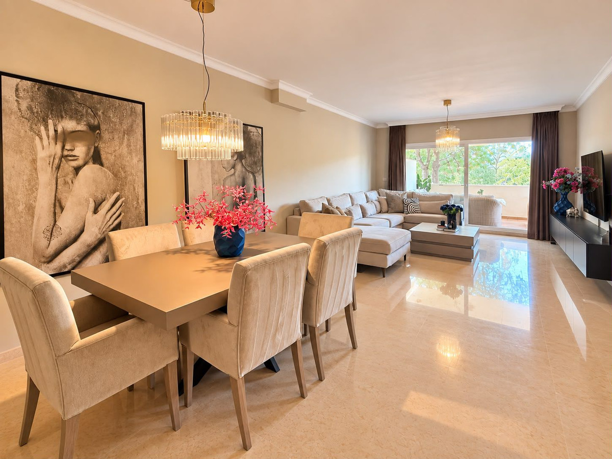 Appartement te koop in Marbella | 3 slaapkamers H5504635