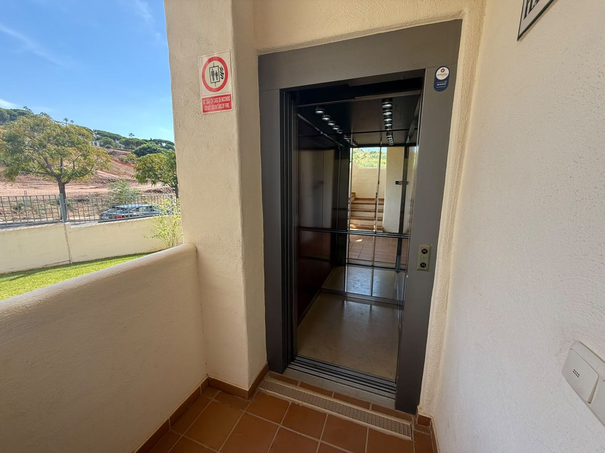 Appartement te koop in Marbella | 3 slaapkamers H5504635