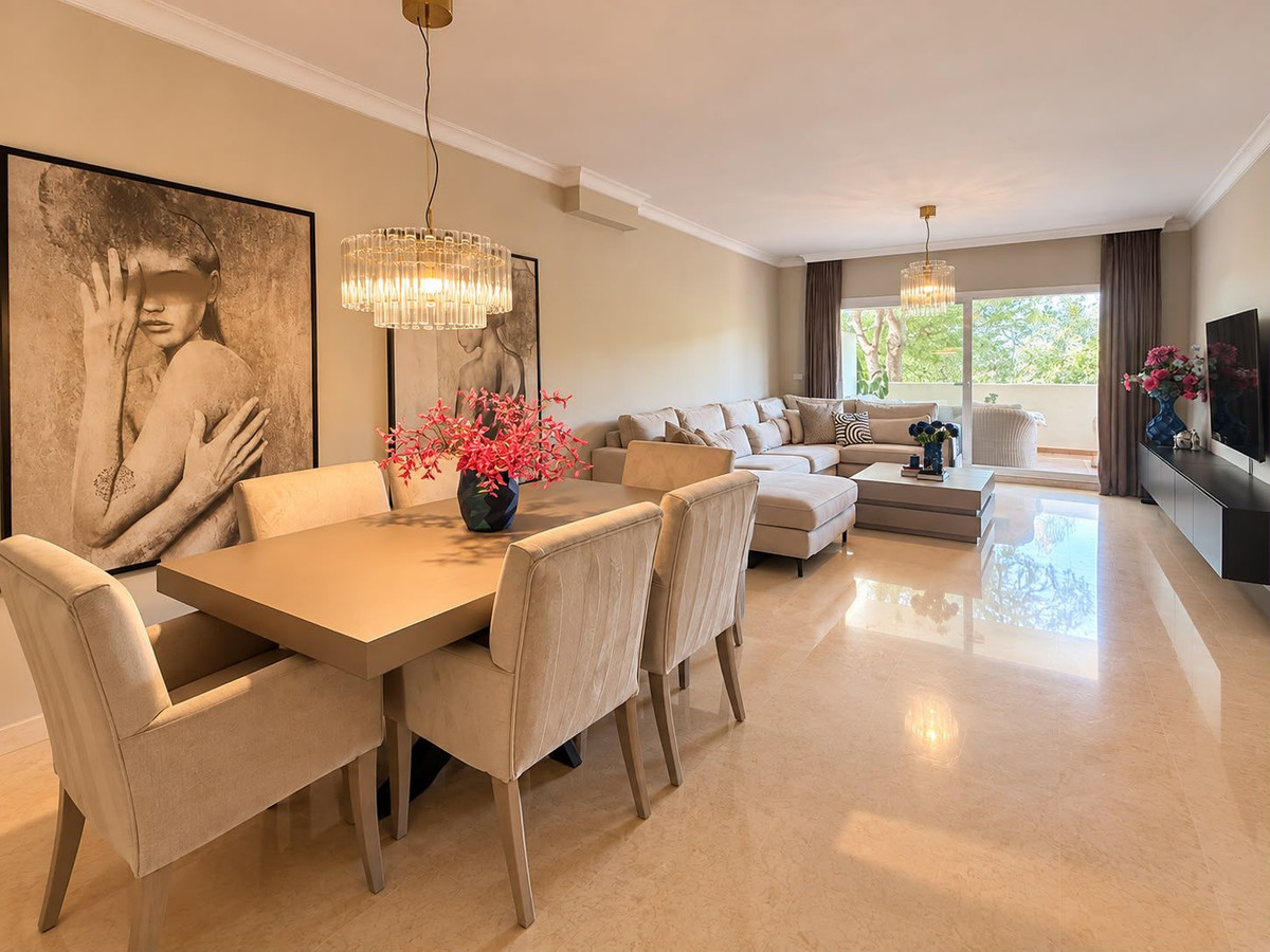 Appartement te koop in Marbella | 3 slaapkamers H5504635