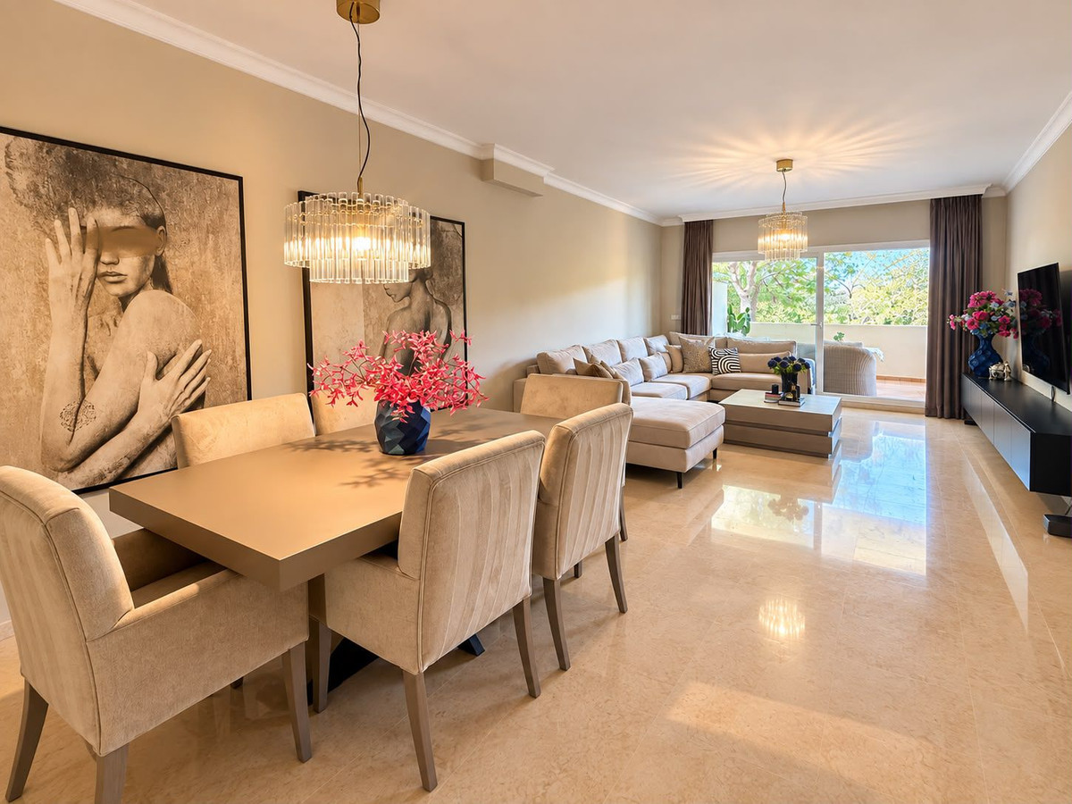 Appartement te koop in Marbella | 3 slaapkamers H5504635