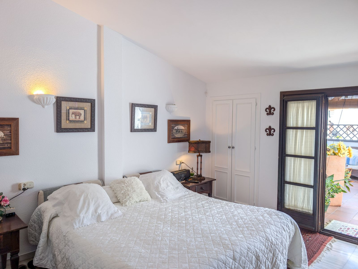 Appartement te koop in Marbella | 3 slaapkamers H5507914