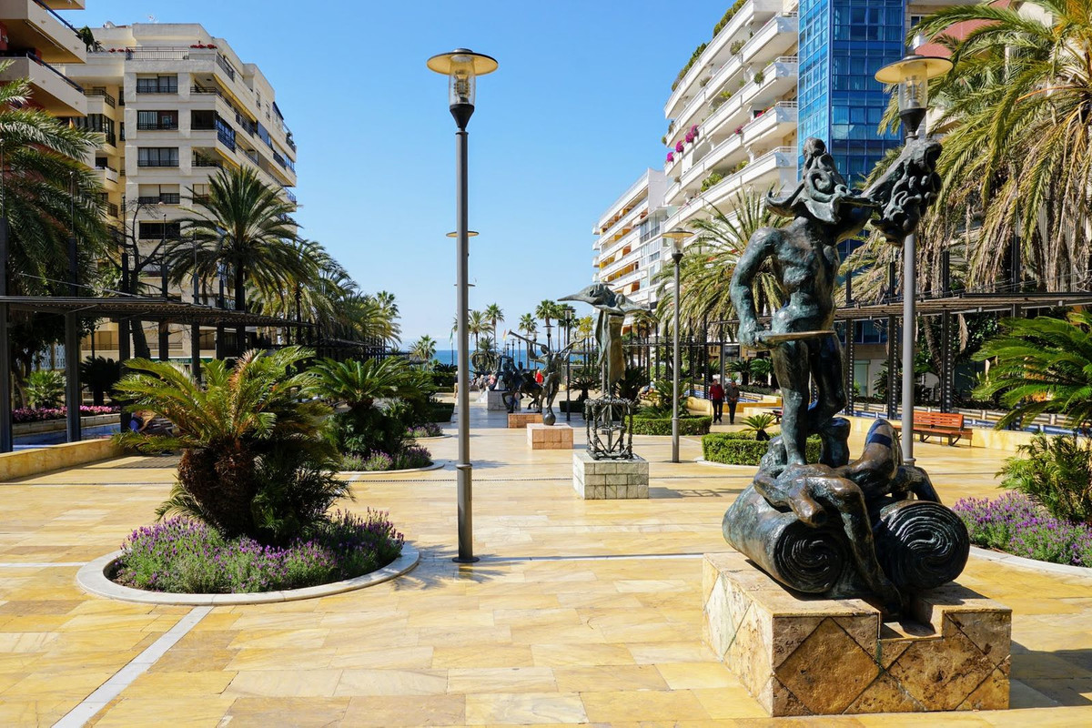 Appartement te koop in Marbella | 3 slaapkamers H5507914