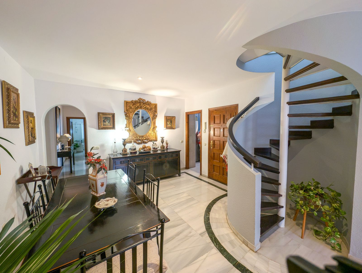 Appartement te koop in Marbella | 3 slaapkamers H5507914