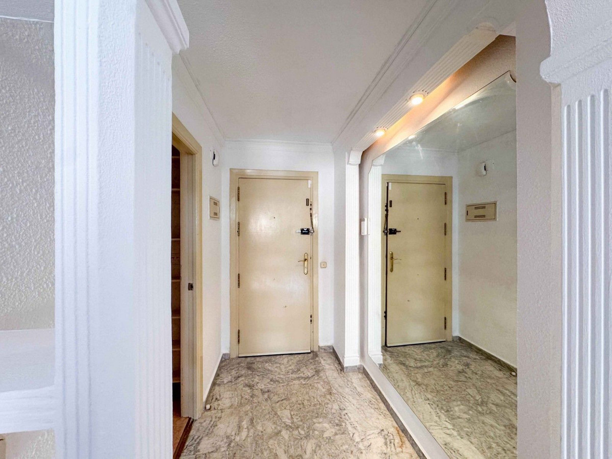 Appartement te koop in Marbella | 3 slaapkamers H5511430