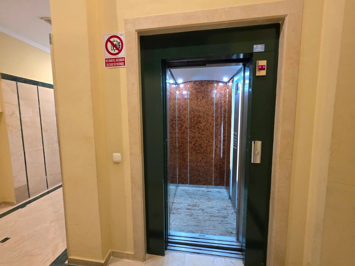 Appartement te koop in Marbella | 2 slaapkamers H5512318
