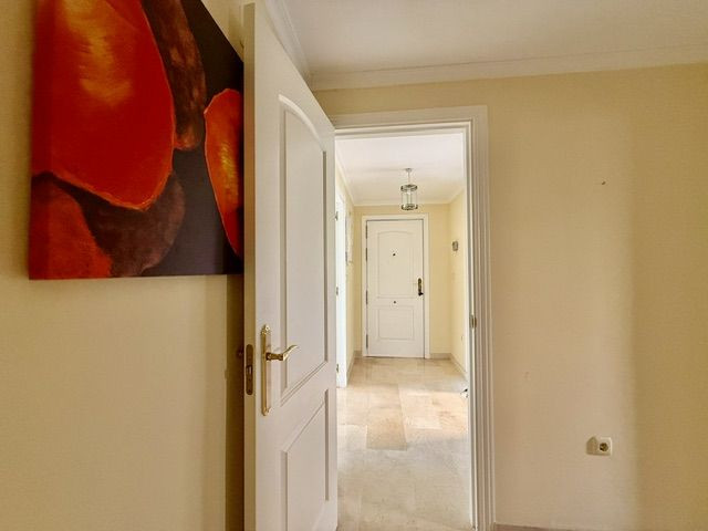 Appartement te koop in Marbella | 2 slaapkamers H5512843