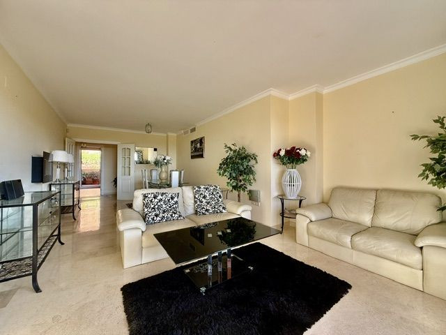 Appartement te koop in Marbella | 2 slaapkamers H5512843