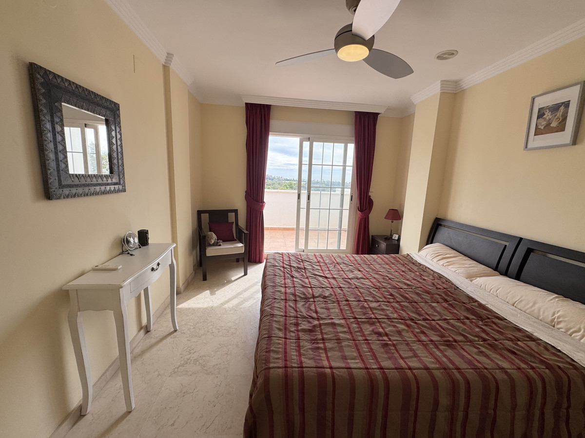 Appartement te koop in Marbella | 3 slaapkamers H5516416