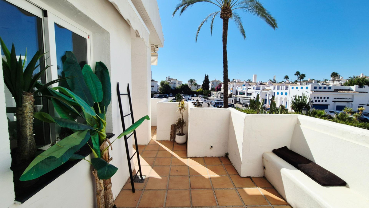 Appartement te koop in Marbella | 3 slaapkamers H5516503