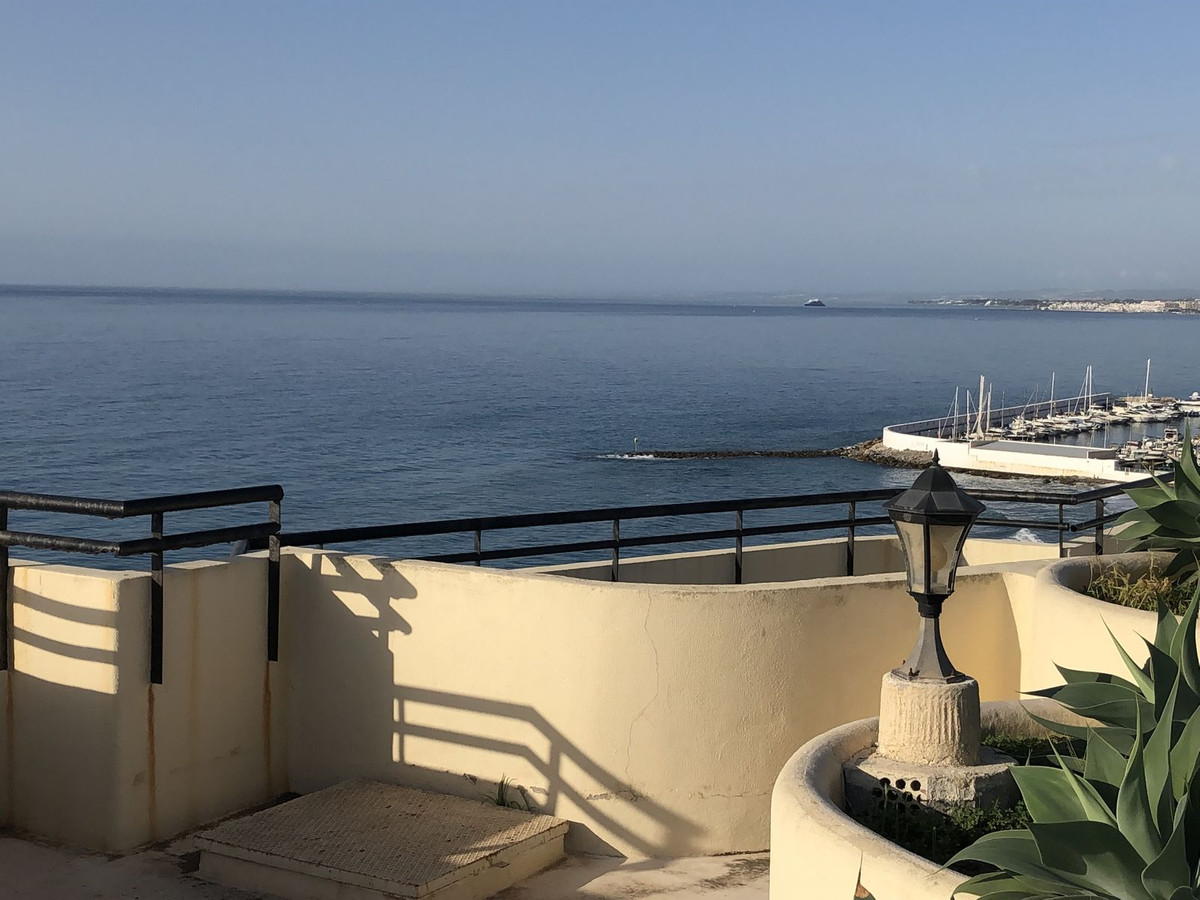 Appartement te koop in Marbella | 3 slaapkamers H5520715