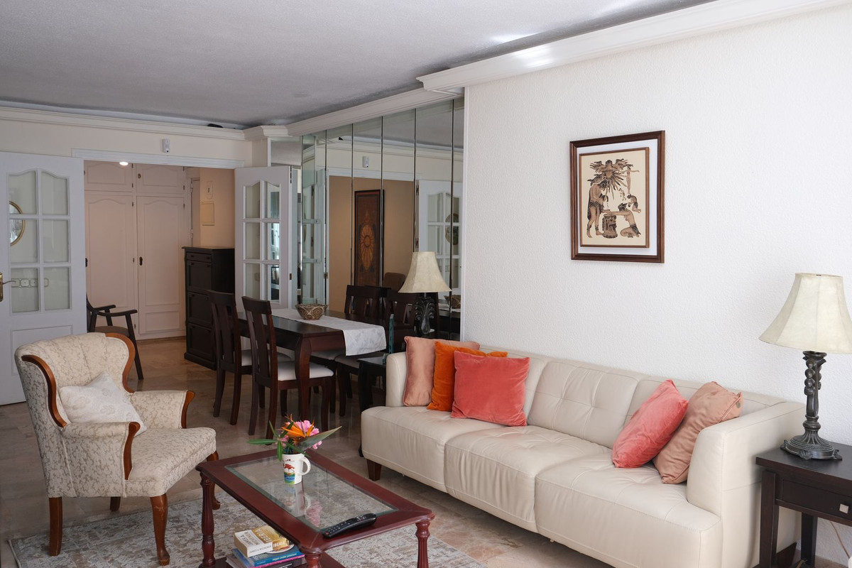 Appartement te koop in Marbella | 3 slaapkamers H5520715