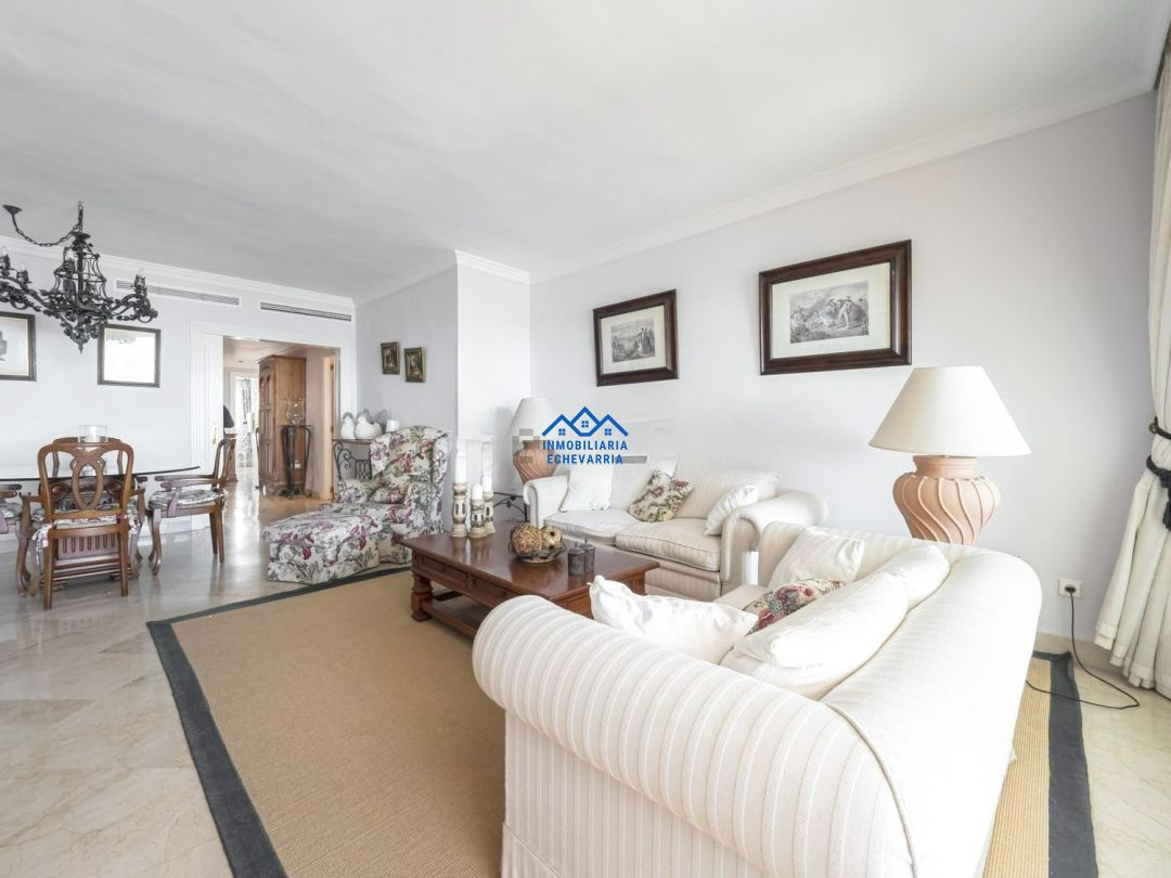 Appartement te koop in Marbella | 2 slaapkamers H5521351