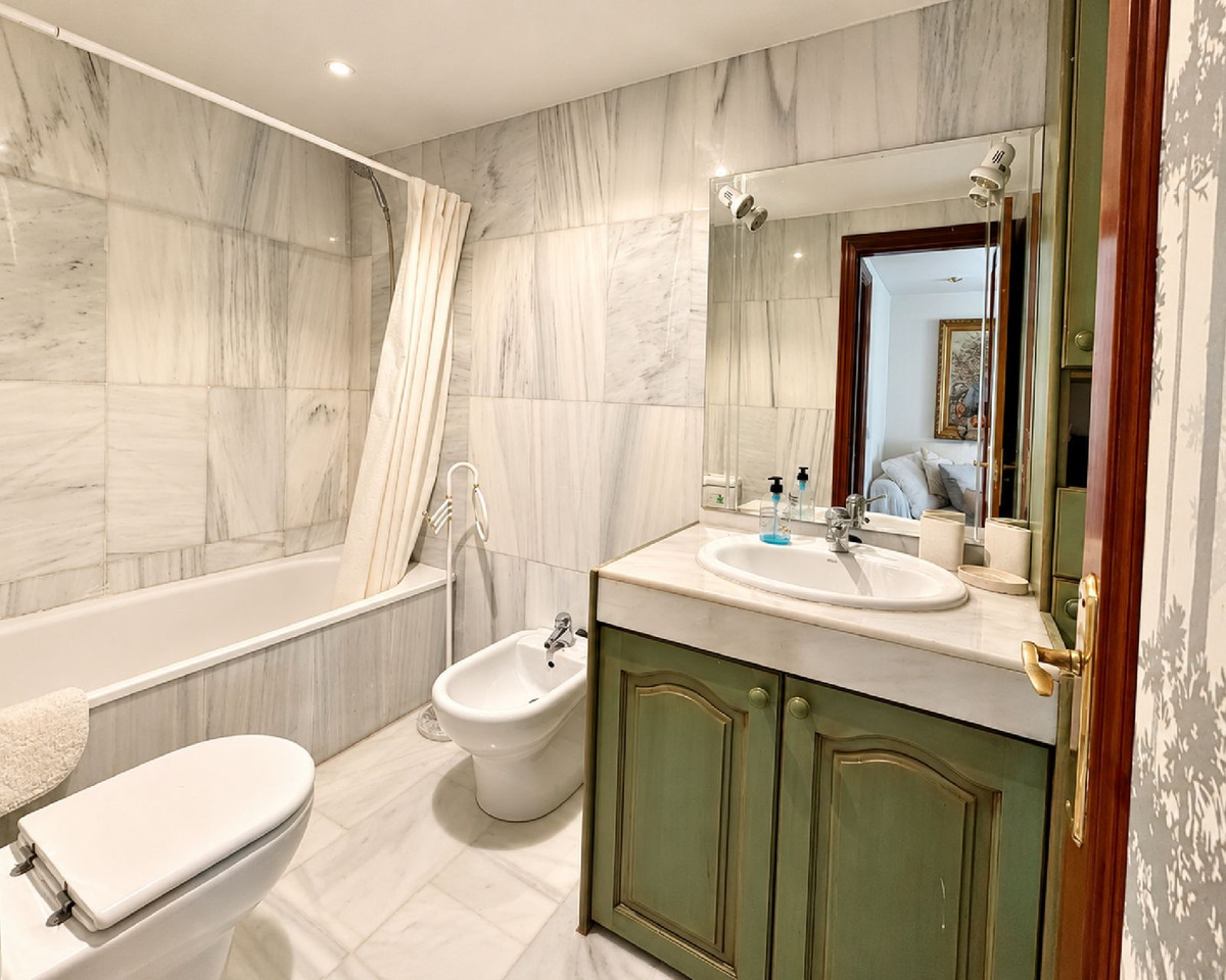 Appartement te koop in Marbella | 3 slaapkamers H5523529