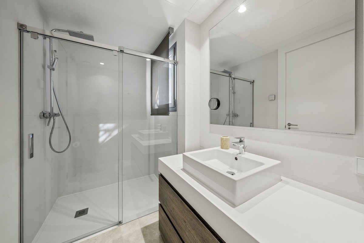 Appartement te koop in Marbella | 3 slaapkamers H5523868