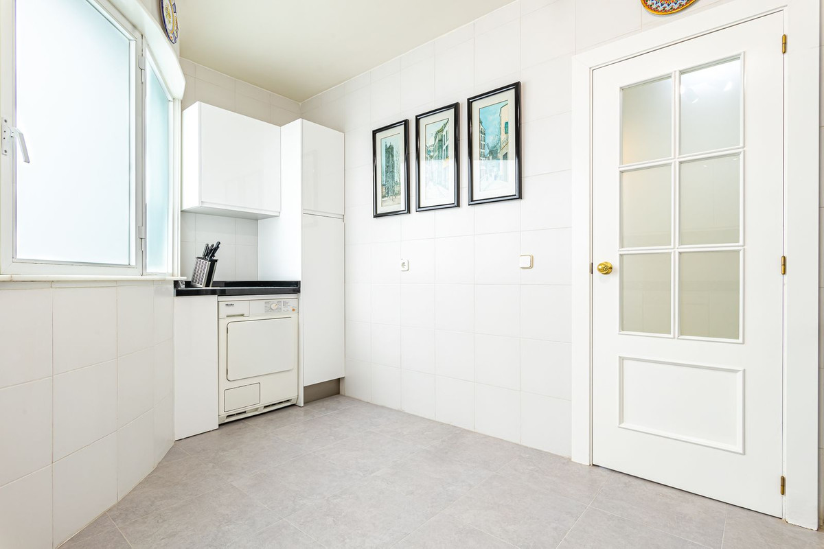 Appartement te koop in Marbella | 3 slaapkamers H5526823