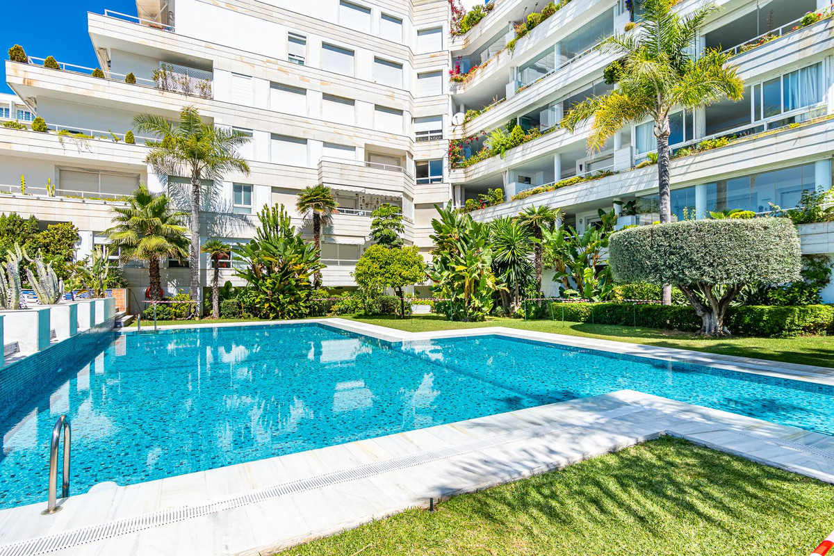 Appartement te koop in Marbella | 3 slaapkamers H5526823