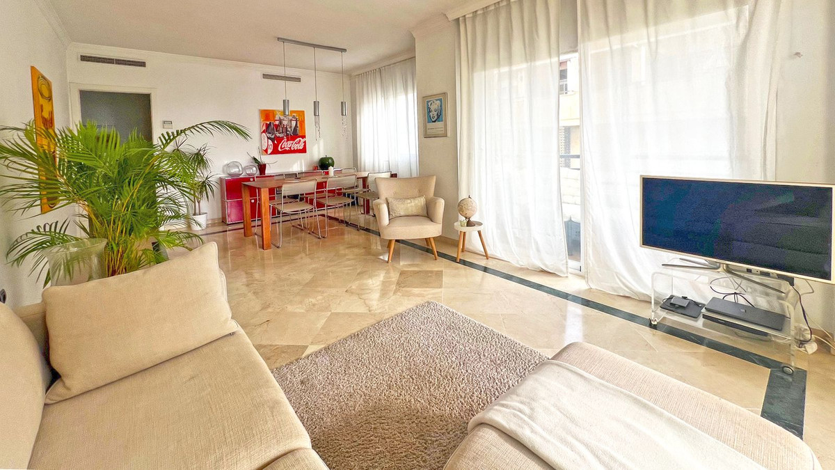 Appartement te koop in Marbella | 4 slaapkamers H5528284
