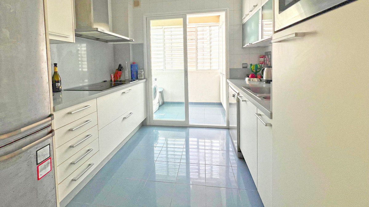 Appartement te koop in Marbella | 4 slaapkamers H5528284