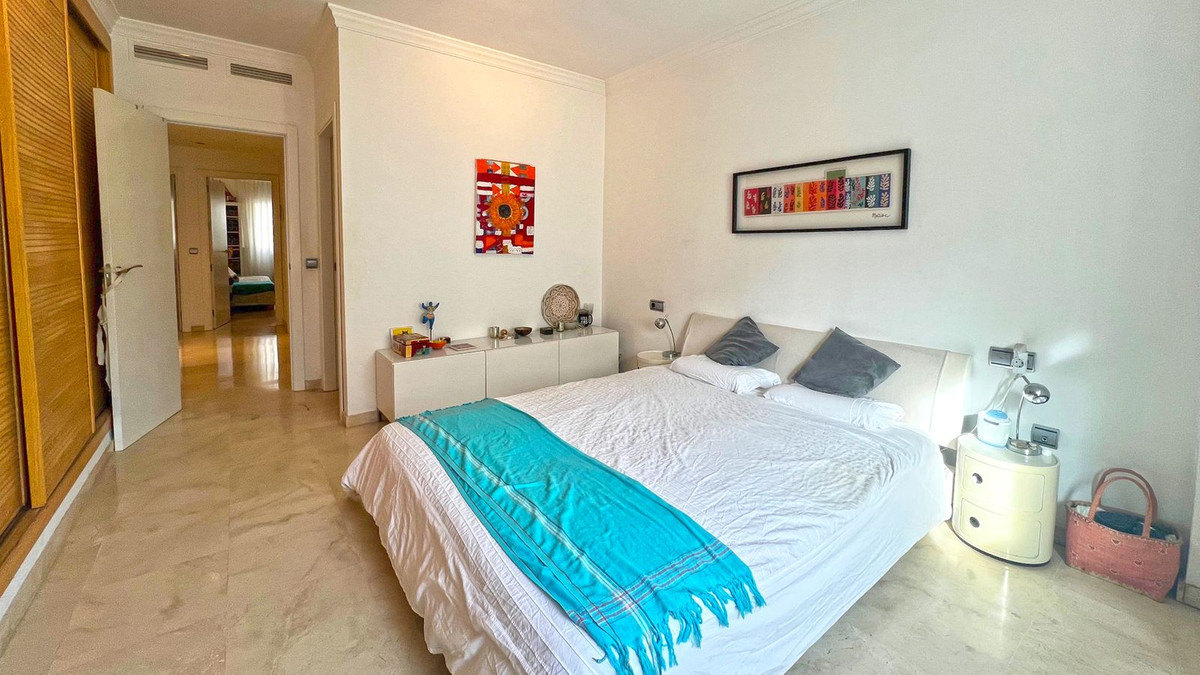 Appartement te koop in Marbella | 4 slaapkamers H5528284