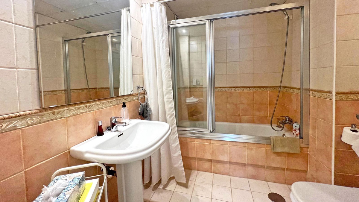 Appartement te koop in Marbella | 4 slaapkamers H5528284