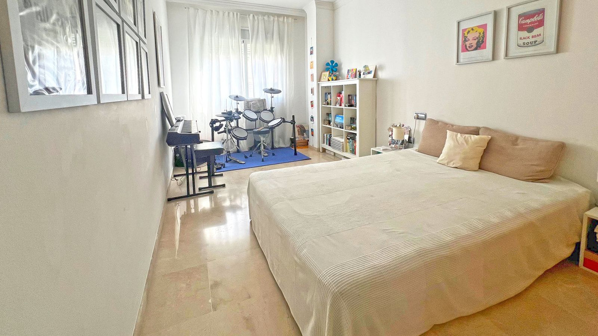Appartement te koop in Marbella | 4 slaapkamers H5528284