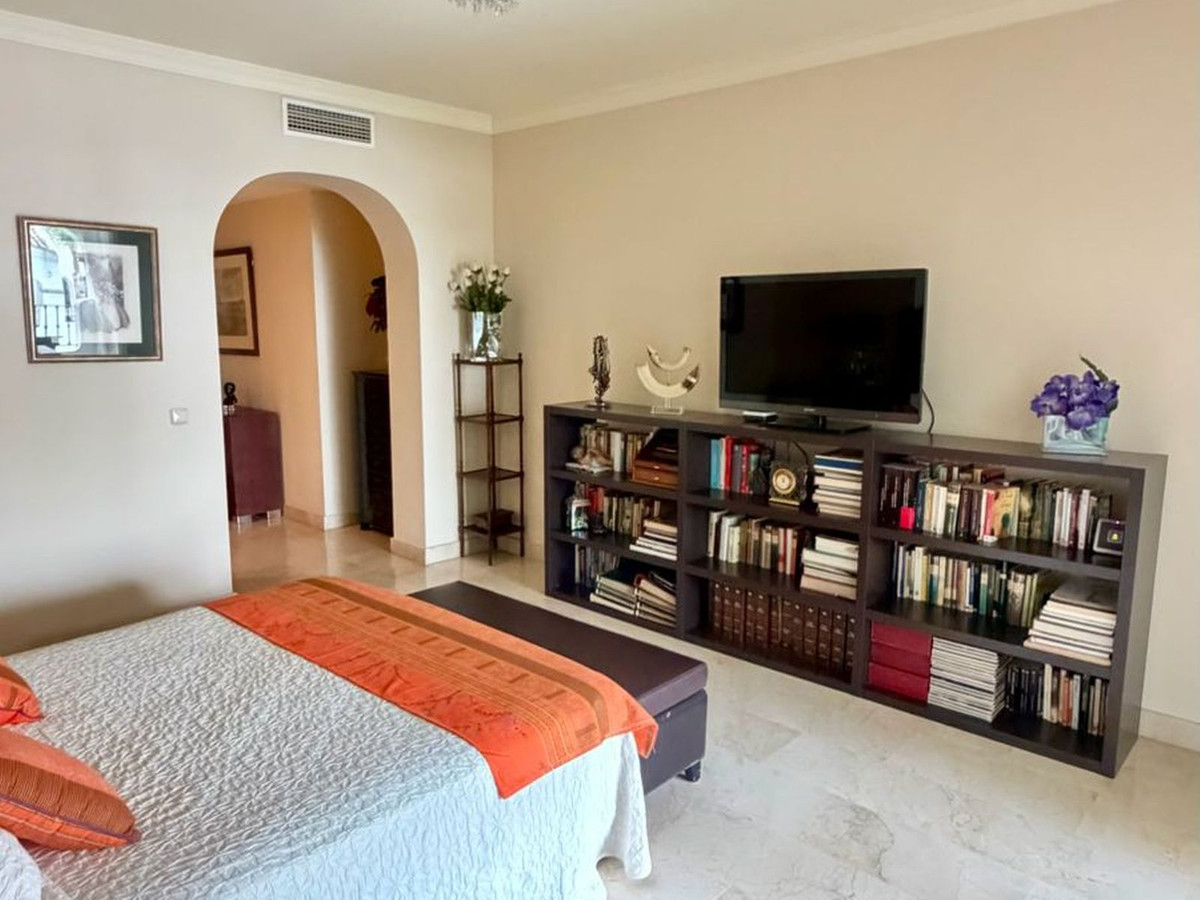 Property main view 32
