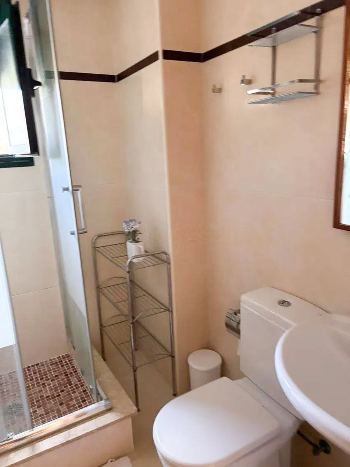Tussenverdieping Appartement in Marbesa-18