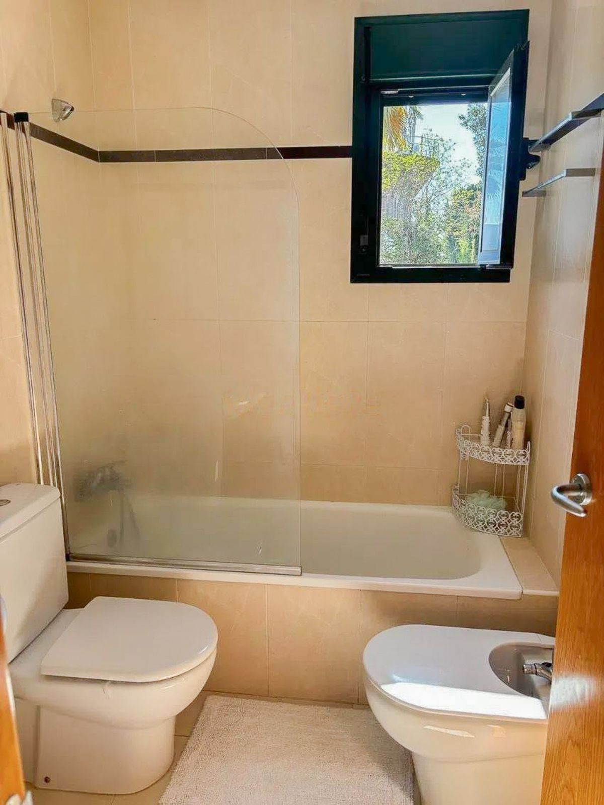 Tussenverdieping Appartement in Marbesa-21