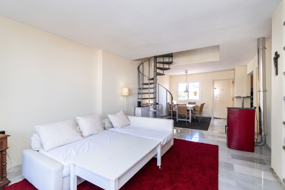 Penthouse Duplex in Marbesa-18