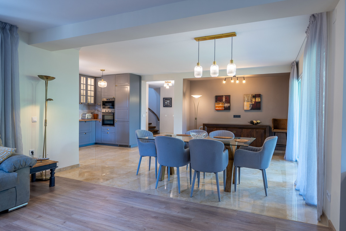 Huis te koop in Marbesa | 4 slaapkamers H5129818