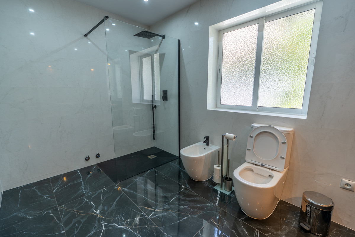 Huis te koop in Marbesa | 4 slaapkamers H5129818