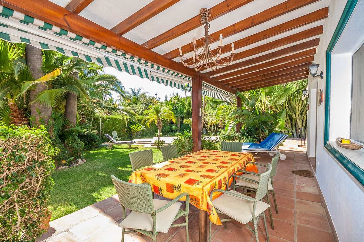 Huis te koop in Marbesa | 4 slaapkamers H5140054