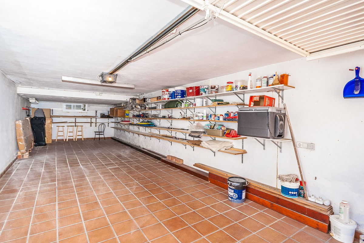 Huis te koop in Marbesa | 4 slaapkamers H5140054