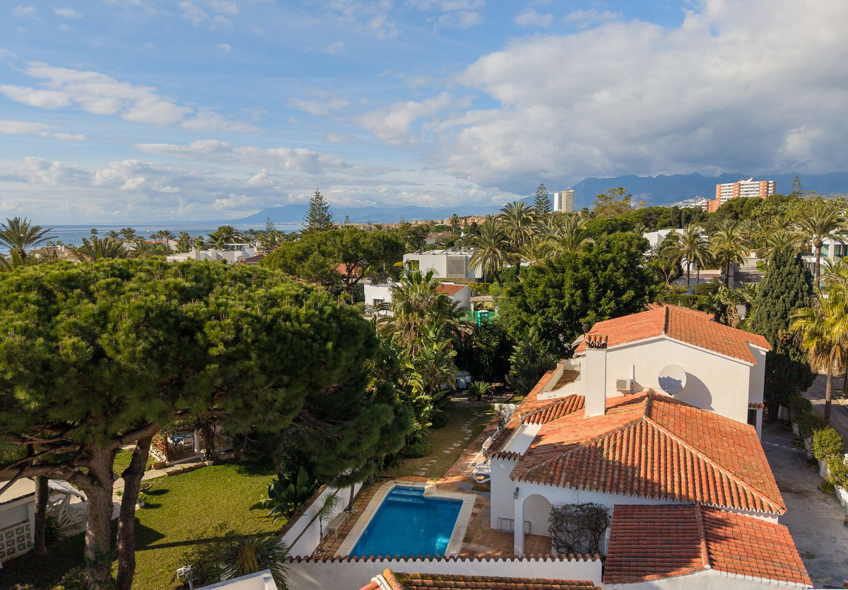 Huis te koop in Marbesa | 5 slaapkamers H5287156