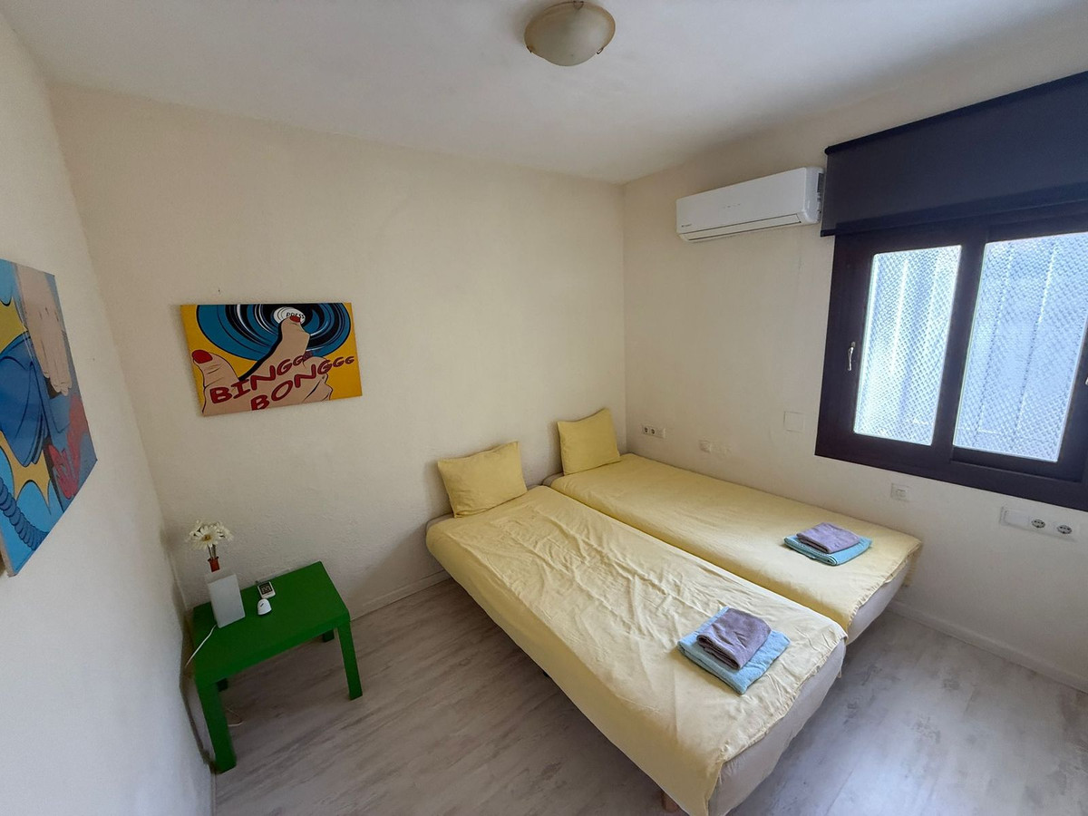 Huis te koop in Marbesa | 5 slaapkamers H5287156