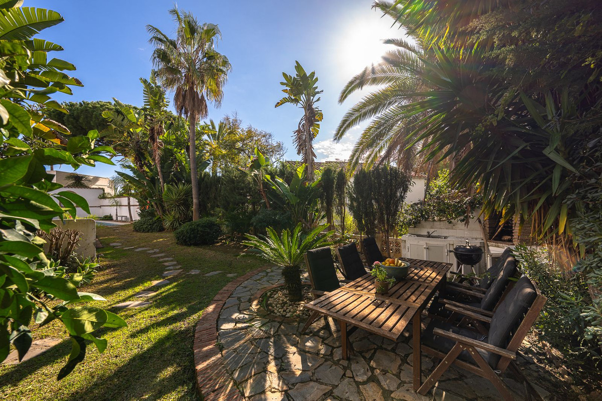 Huis te koop in Marbesa | 5 slaapkamers H5287156