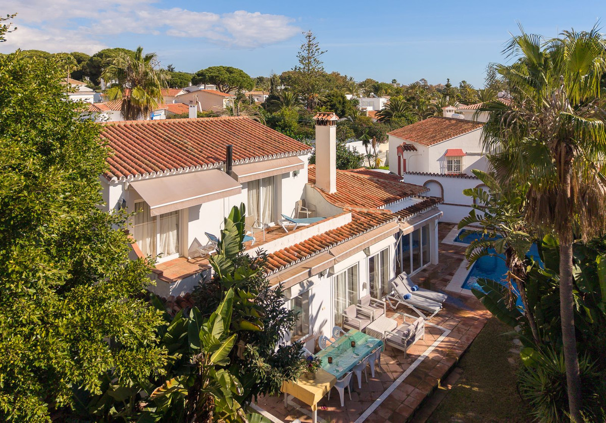 Huis te koop in Marbesa | 5 slaapkamers H5287156