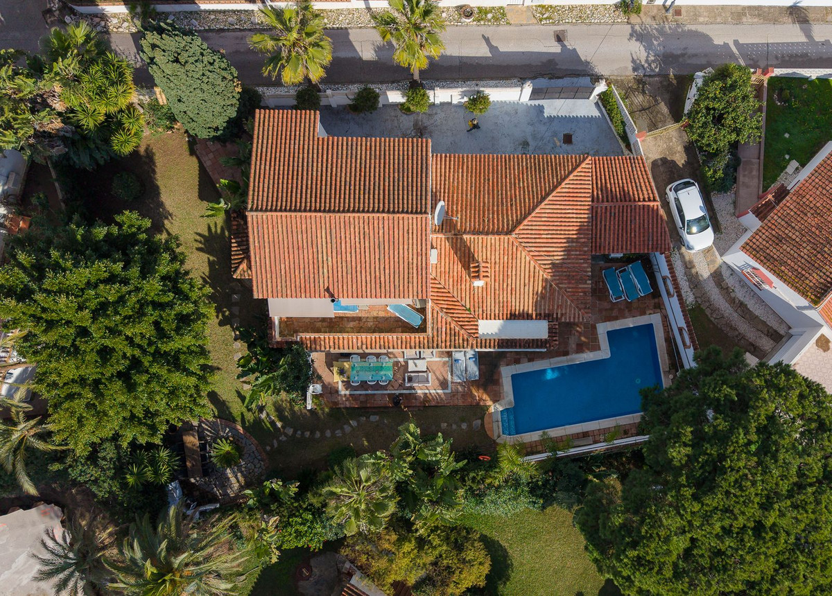 Huis te koop in Marbesa | 5 slaapkamers H5287156