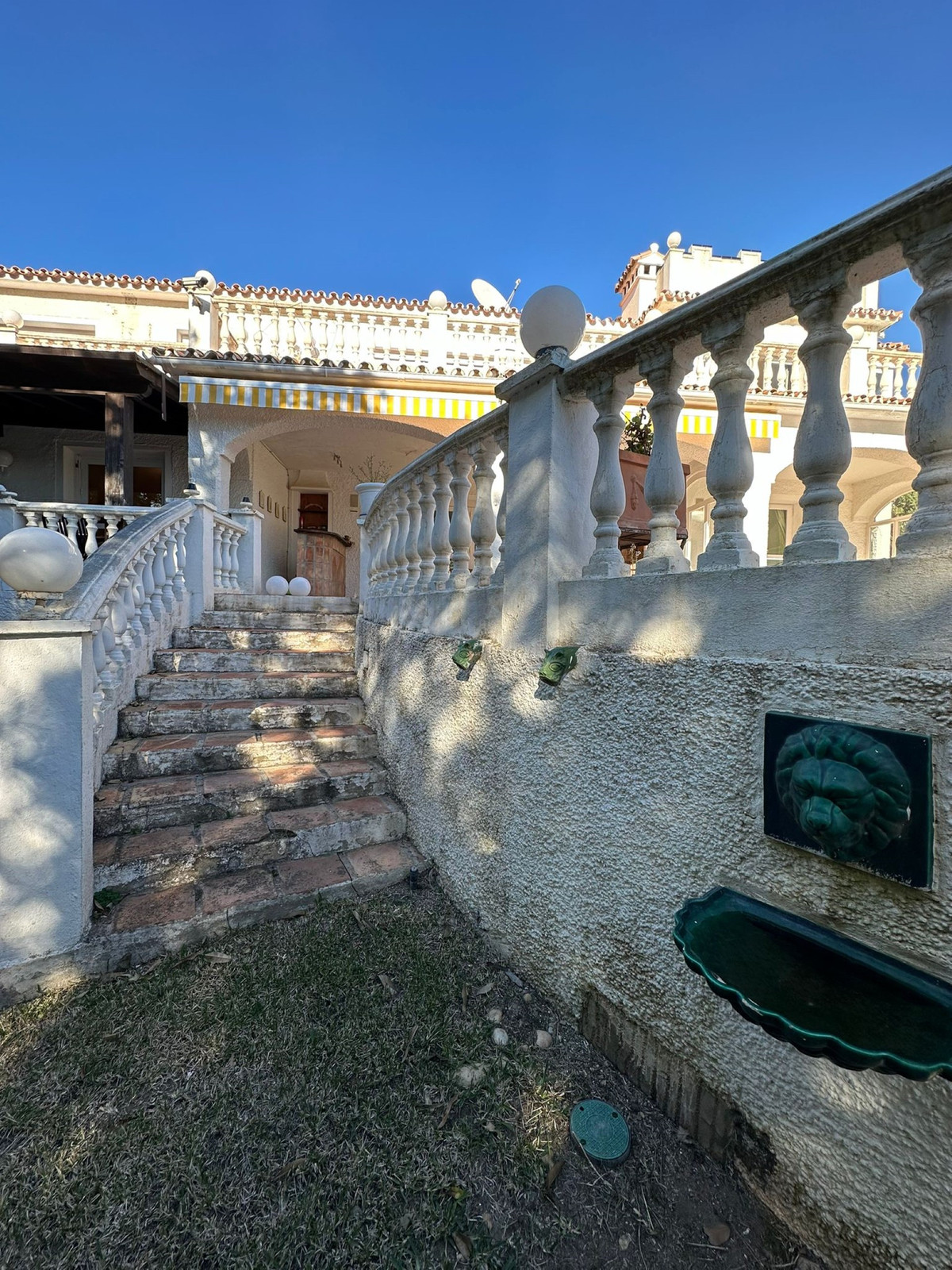 Huis te koop in Marbesa | 5 slaapkamers H5304679