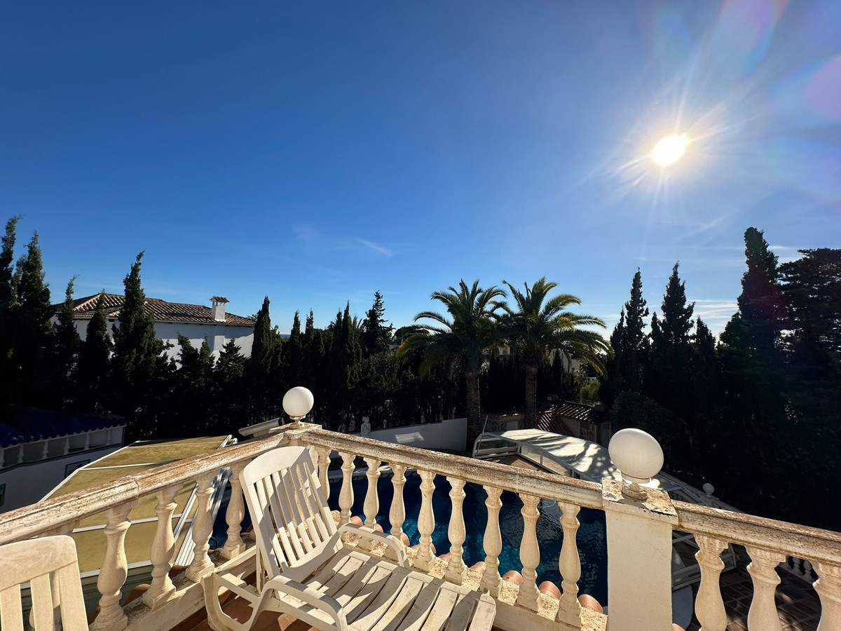 Huis te koop in Marbesa | 5 slaapkamers H5304679