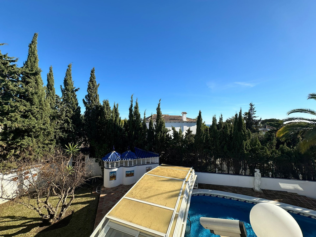 Huis te koop in Marbesa | 5 slaapkamers H5304679