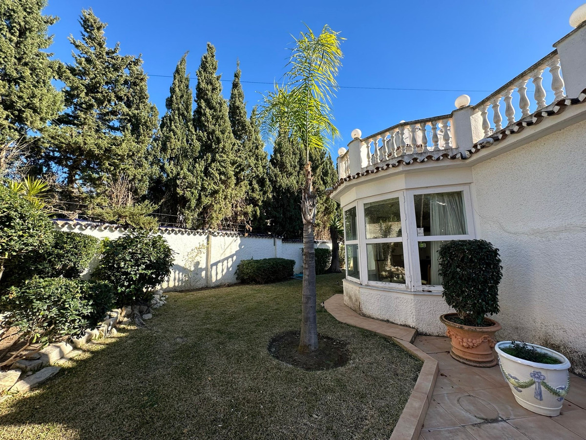 Huis te koop in Marbesa | 5 slaapkamers H5304679