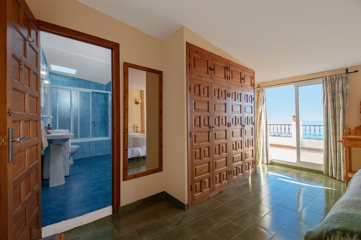 Property main view 12
