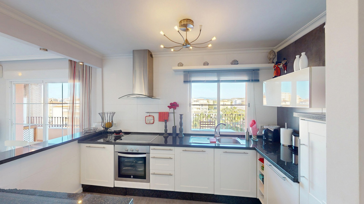 Penthouse in Mezquitilla-13