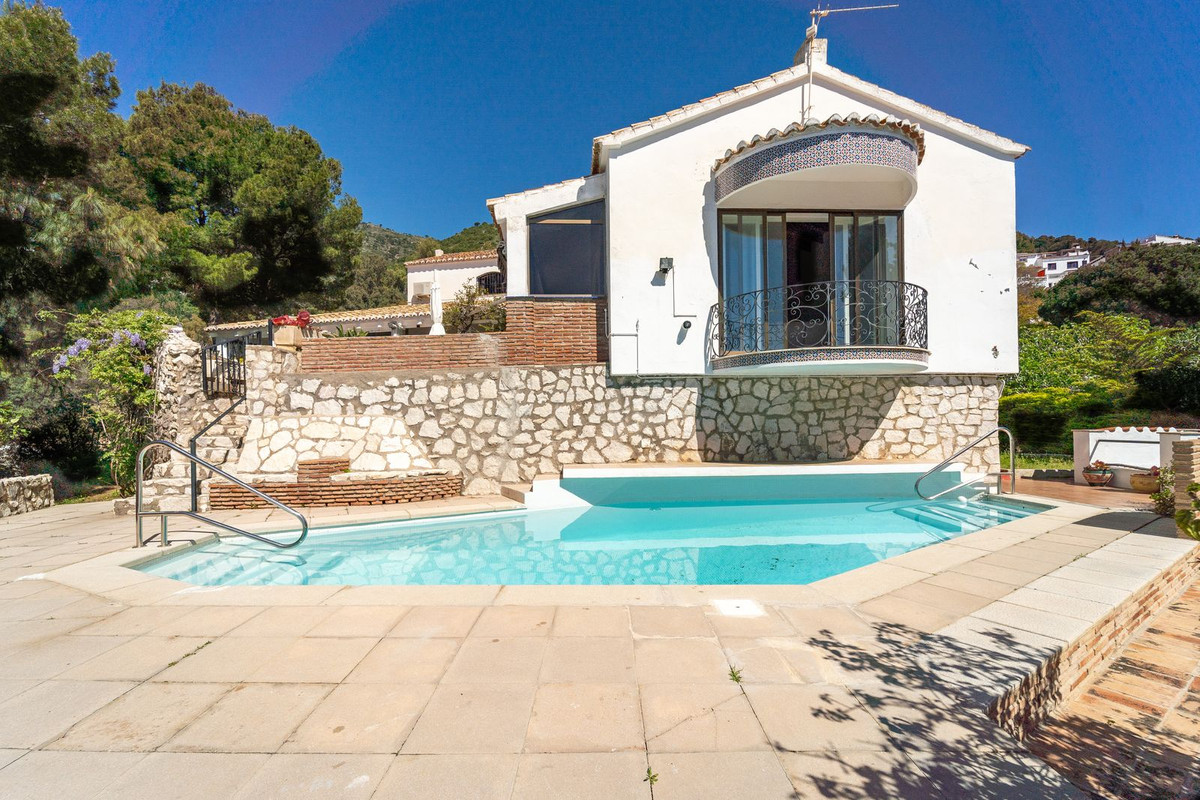 Detached Villa for sale in Mijas | 4 bedrooms H5005570