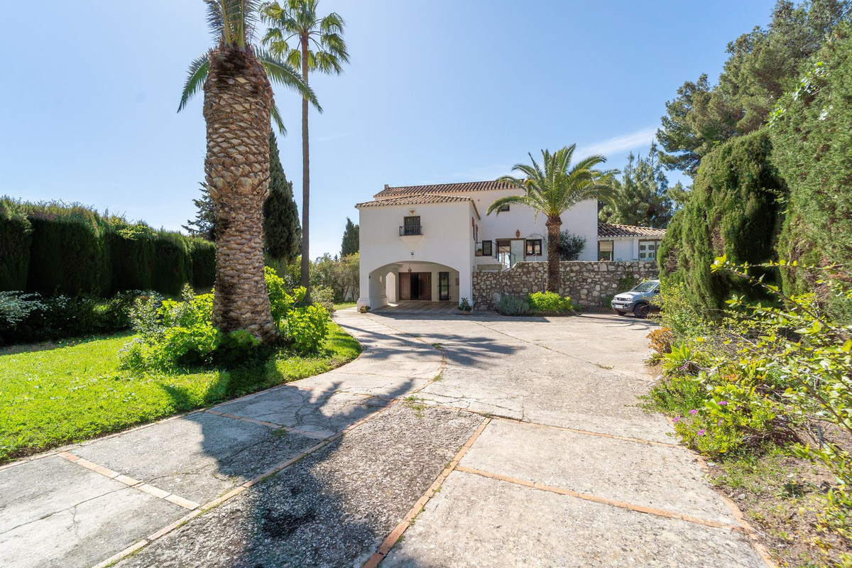 Detached Villa for sale in Mijas | 4 bedrooms H5005570