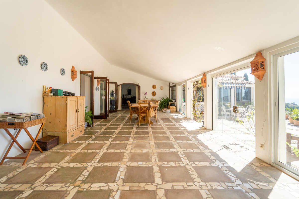 Detached Villa for sale in Mijas | 4 bedrooms H5005570