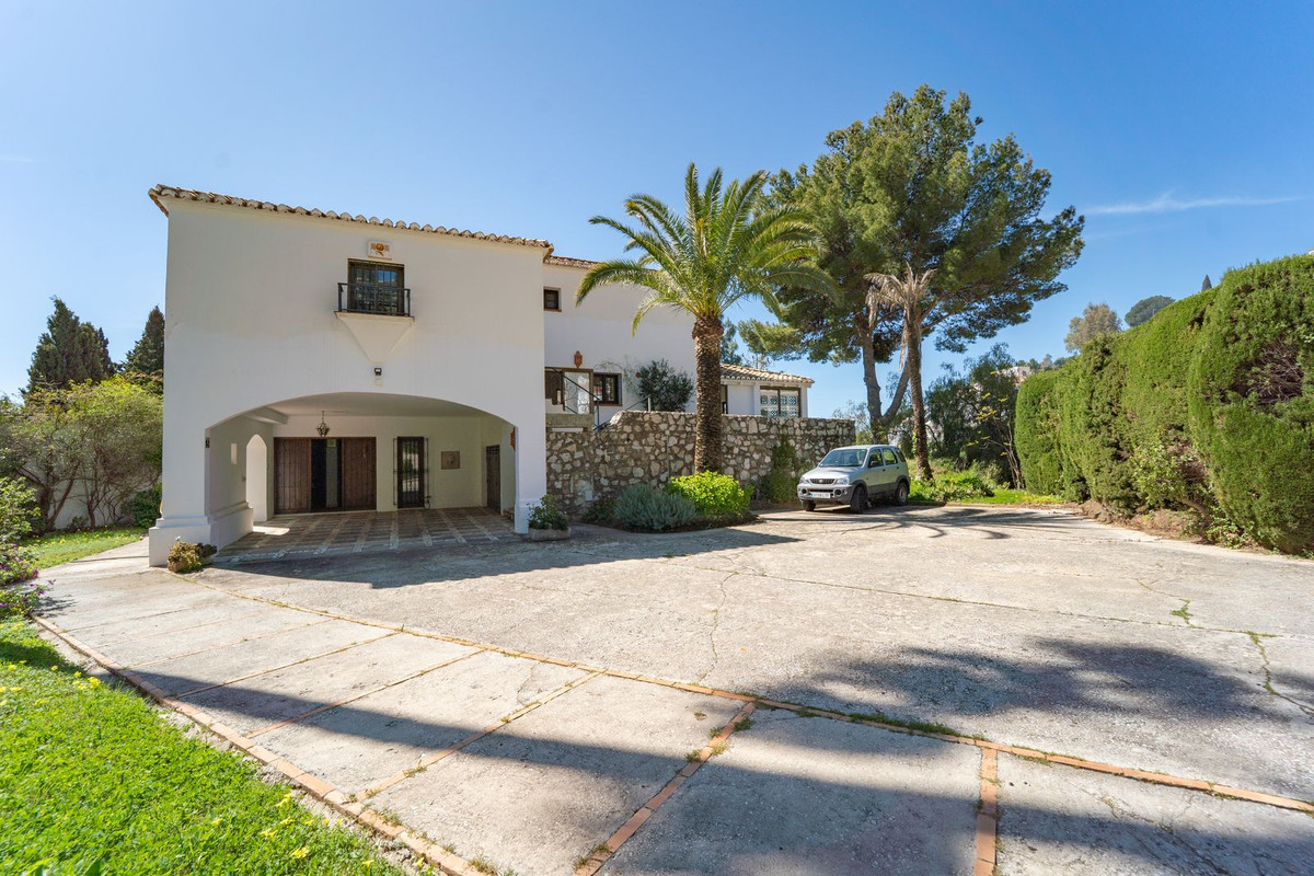 Detached Villa for sale in Mijas | 4 bedrooms H5005570