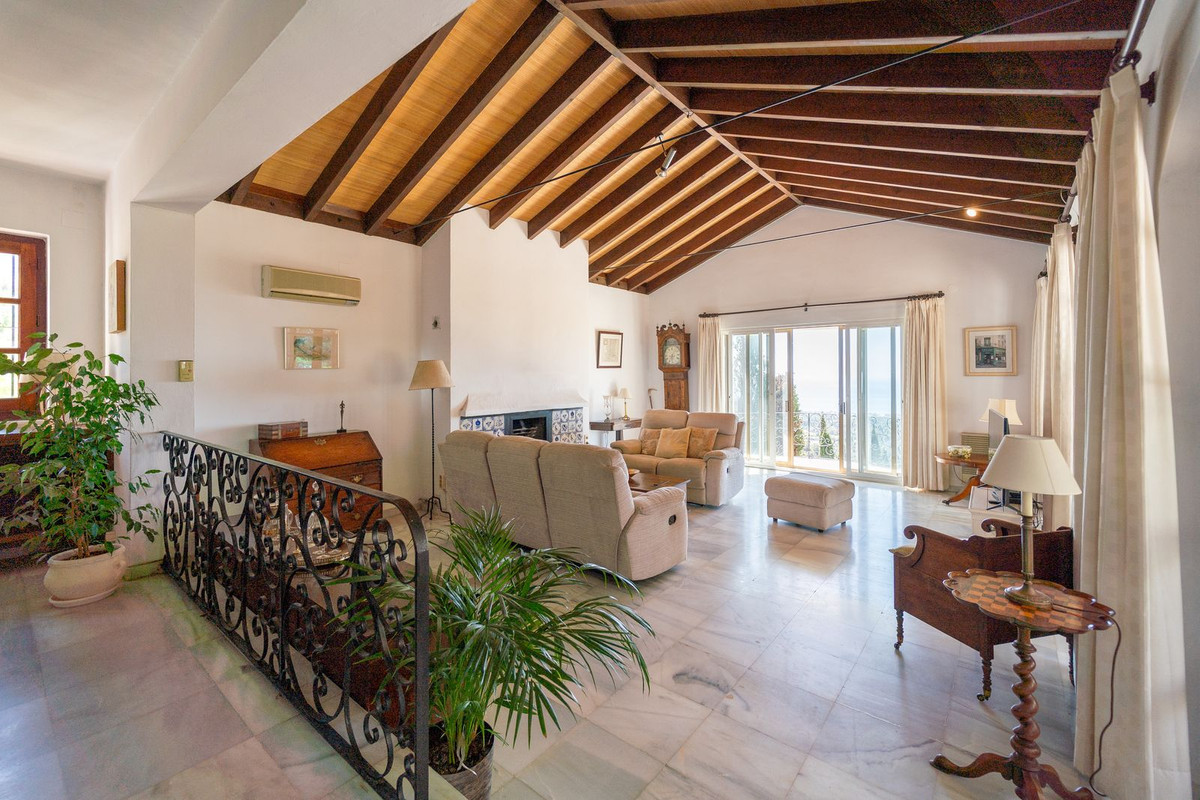 Detached Villa for sale in Mijas | 4 bedrooms H5005570