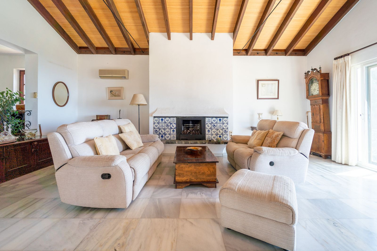 Detached Villa for sale in Mijas | 4 bedrooms H5005570